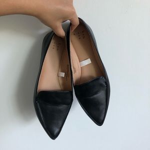 black pointed toe loafers